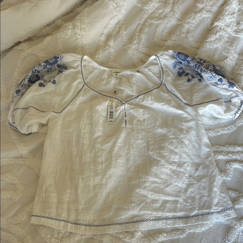 NWT Max Studio Ivory Blouse with Navy Embroidery